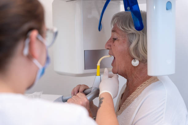 Best Pediatric Emergency Dentist in Simsbury Center, CT